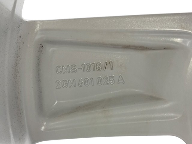 VAG 2GM601025A Диски колесные в наличии Ирпень