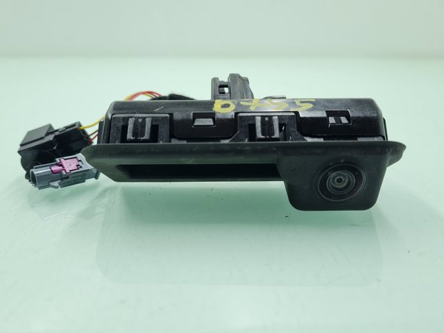 VAG 2GM827566 Кнопка привода замка крышки багажника (двери 3/5-й (ляды) в наличии Днепр