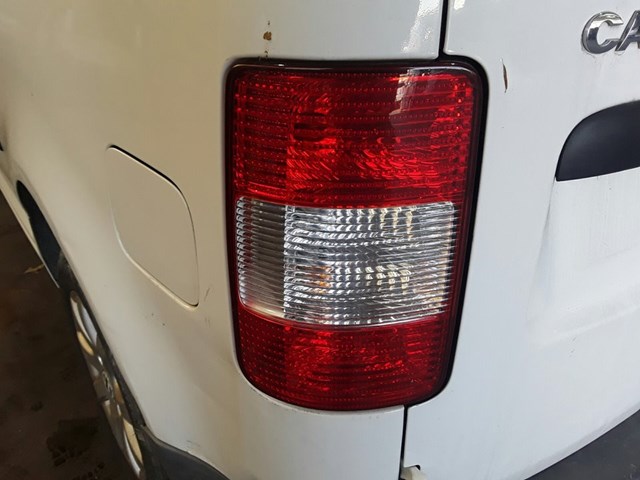 Luz traseira esquerda para Volkswagen Caddy III perua 1.9 TDI BLS 2K0945095M