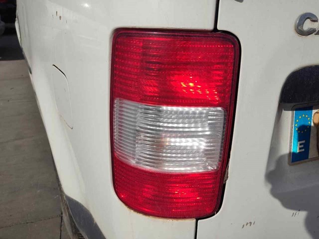 Luz traseira esquerda para Volkswagen Caddy III 2K0945111A