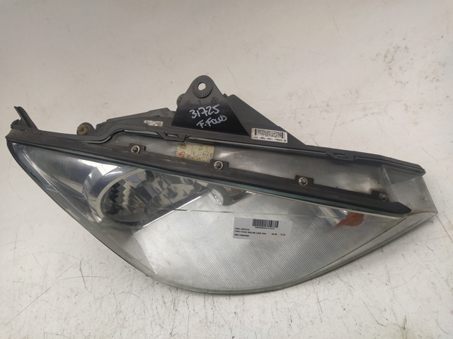2M5113W029BE FORD Правая фара купить в Ужгород
