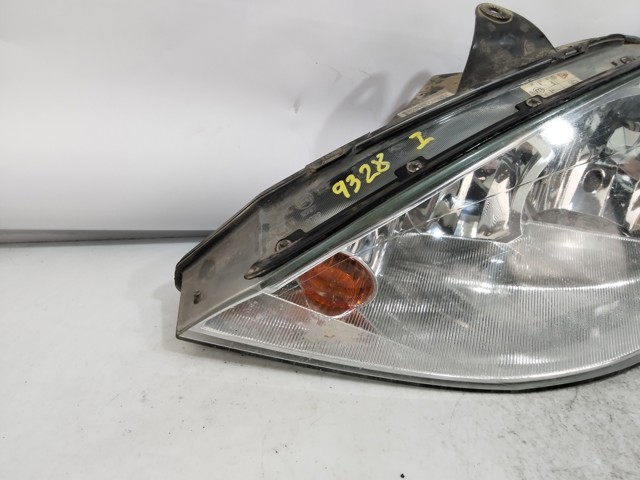 FORD 2M5113W030BD Левая фара в наличии Тернополь