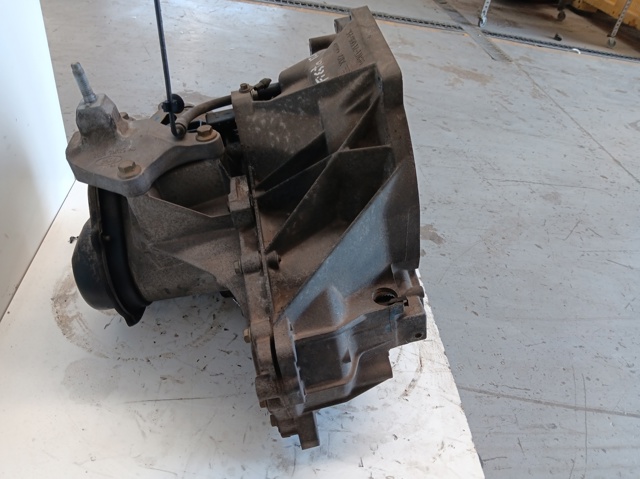 FORD 2N1R7002AC КПП в сборе (механическая коробка передач) в наличии Ужгород