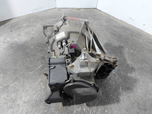 FORD 2N1R7002CB КПП в наличии Черновцы