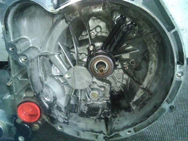 2N1R7002EB КПП в сборе (механическая коробка передач) купить Киев