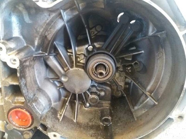 FORD 2N1R7002ED КПП в сборе (механическая коробка передач) в наличии Львов
