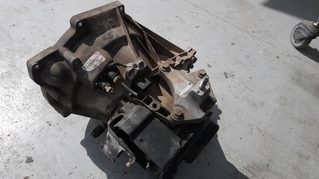 2N1R7002NB КПП в сборе (механическая коробка передач) купить Ирпень