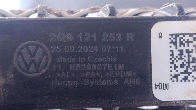 VAG 2Q0121253R Радиатор охлаждения двигателя в наличии Николаев