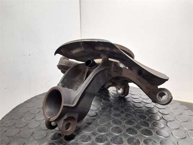 VAG 2Q0407256AF Цапфа (поворотный кулак) передний правый в наличии Одесса