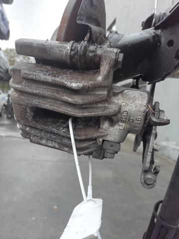 VAG 2Q0615424C Суппорт задний правый в наличии Ирпень