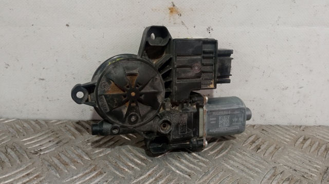 Motor regulador do vidro dianteiro esquerdo para Skoda Kamiq (NW4) Active / 08.19 - 12.20 DGTA 2Q1959881B