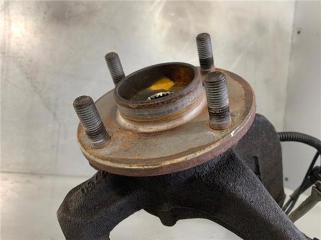 2S613K186AE FORD Цапфа передняя левая купить в Полтава