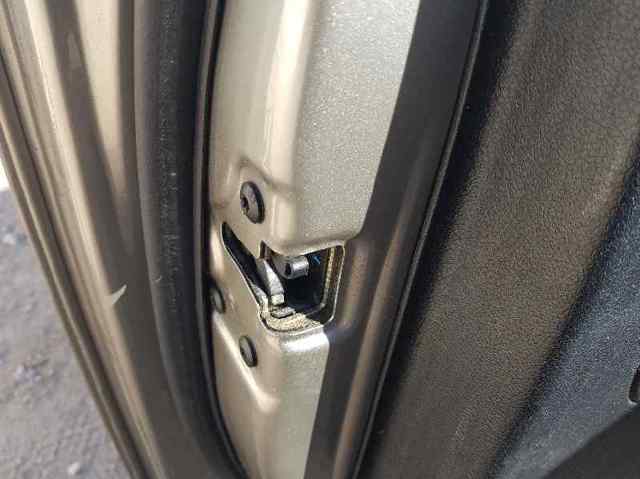 2S6AA21813BK Ford