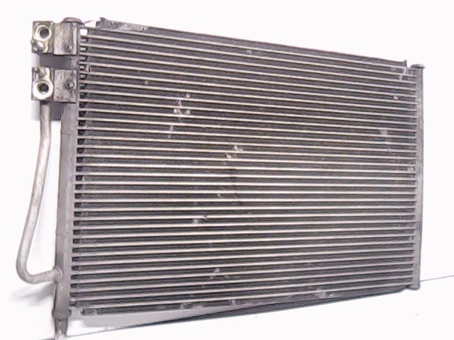 Condensador / radiador de ar condicionado para ford fiesta v 1.4 16v fxja 2S6H19710AC