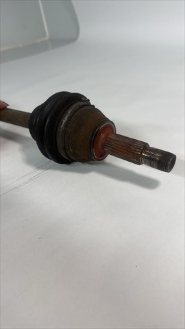 FORD 2S6W3B437FC Полуось (привод) передняя левая в наличии Павлоград