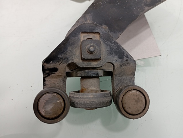 2T14V25028 FORD купить в Житомир