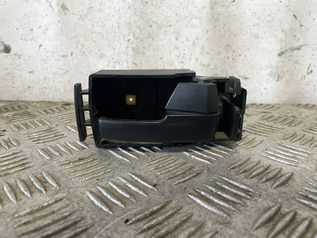 2T14V266A62CJ Ручка двери боковой (сдвижной) внутренняя правая купить Черновцы