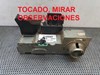 Fecho da porta dianteira direita 2T1AV21812BF FORD