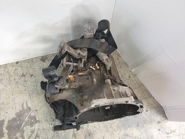 2T1R7002BD FORD КПП в сборе (механическая коробка передач) купить в Полтава