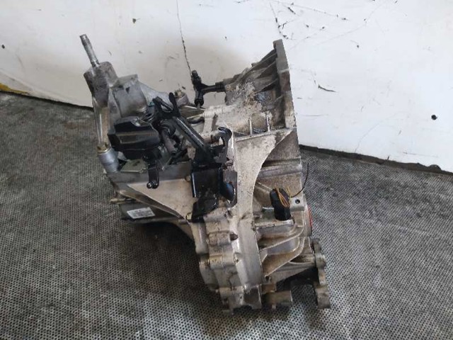 FORD 2T1R7002BF КПП в наличии Каменское