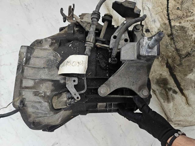 FORD 2T1R7002BH КПП в наличии Днепр