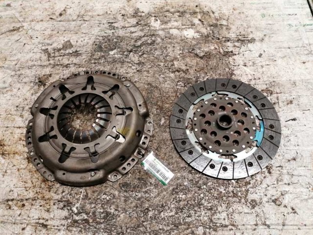 30100AU600 NISSAN Диск сцепления купить в Ирпень
