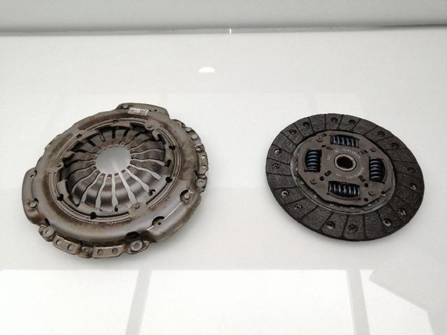 Kit de embraiagem (3 peças) 301012572R RENAULT