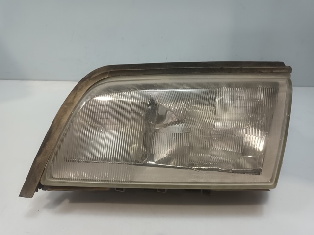 MERCEDES 301036205 Левая фара в наличии Кривой Рог