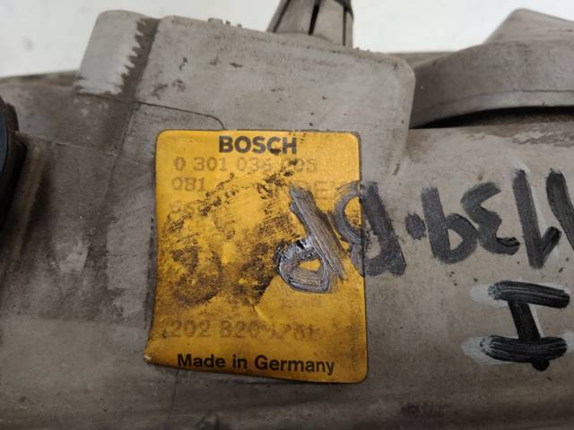 MERCEDES 301036205 Левая фара в наличии Одесса