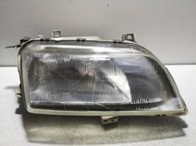 VAG 301048302 Фара правая в наличии Сумы