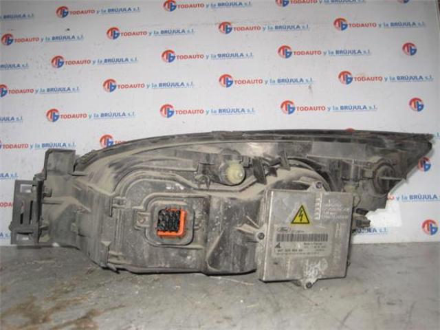 FORD 301174272 Правая фара в наличии Кривой Рог