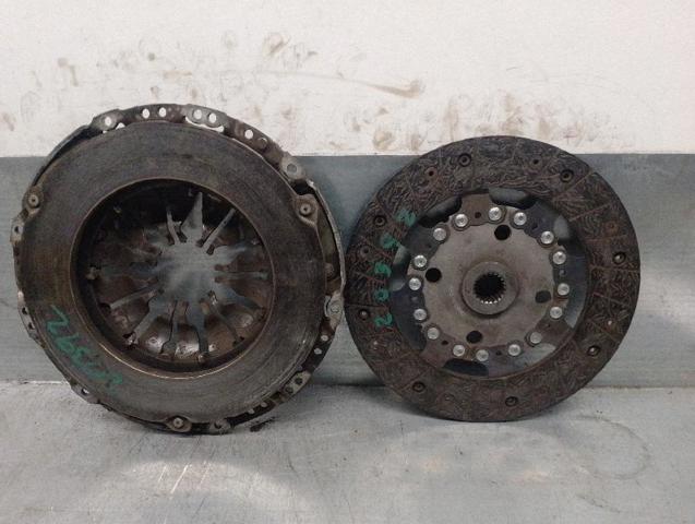302052098R RENAULT Комплект сцепления купить в Ирпень