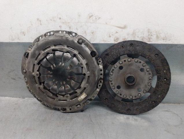 302052098R Комплект сцепления купить Черновцы