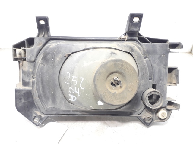 VAG 30213637000 Фара правая в наличии Киев