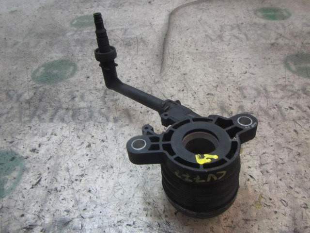 302183031R RENAULT Сцепление купить в Ирпень