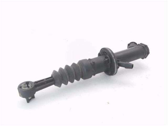 306100018R RENAULT Цилиндр сцепления главный купить в Днепр