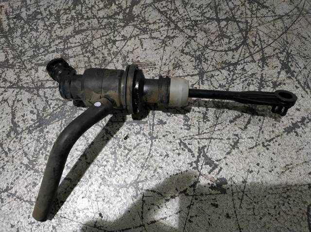 NISSAN 306104BA1A Главный цилиндр сцепления в наличии Каменское