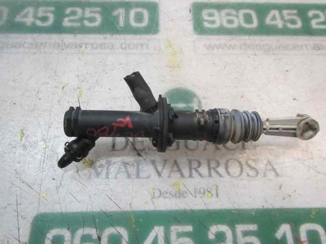 RENAULT 306107195R Главный цилиндр сцепления в наличии Киев