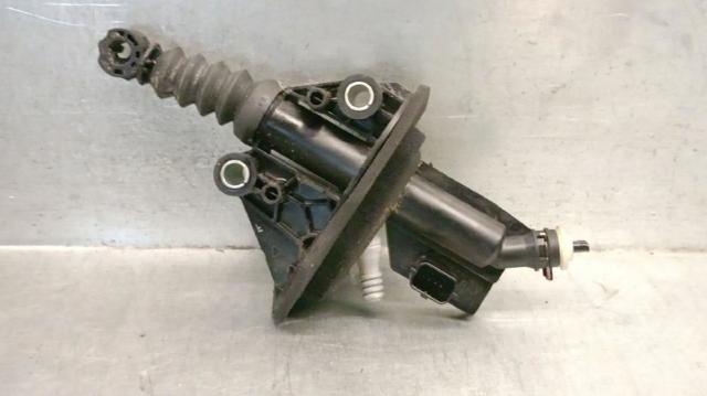 Cilindro mestre de embraiagem Renault Scenic R9