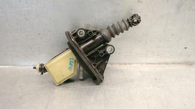 Cilindro mestre de embraiagem Renault Scenic R9