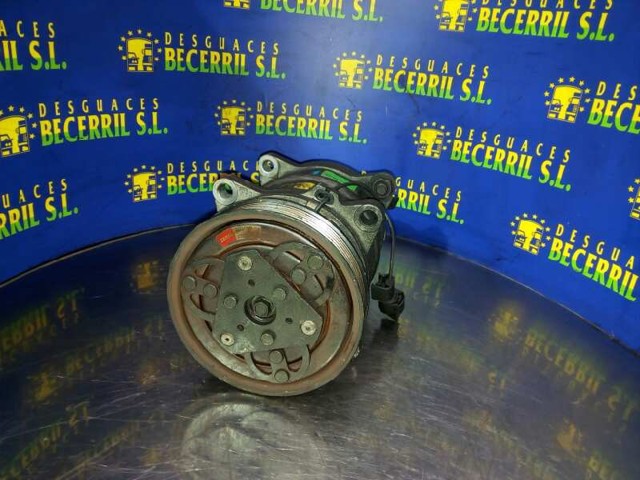 VOLVO 30612001 Компрессор кондиционера в наличии Ирпень