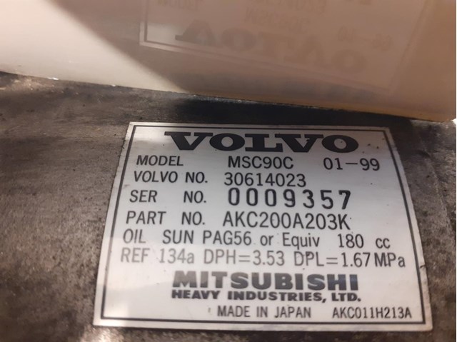 Compressor de ar condicionado para Volvo V40 Estate Wagon 1.8 i B4184SM 30614023