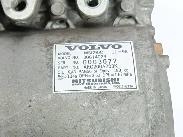 VOLVO 30614023 Компрессор кондиционера в наличии Черкассы