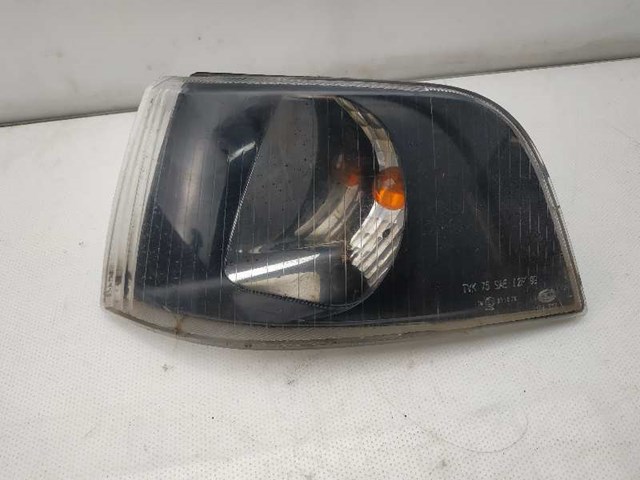 Luz dianteira esquerda para a perua Volvo V40 1.6 B4164S2 30621831