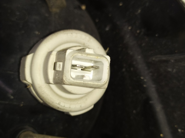 VOLVO 30621832 Поворотник правый в наличии Винница