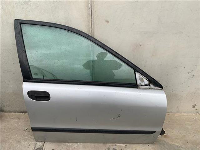 VOLVO 30632667 Дверь передняя правая в наличии Павлоград
