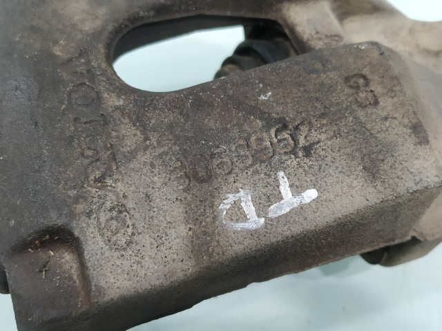 30639525 VOLVO Суппорт задний правый купить в Хмельницкий