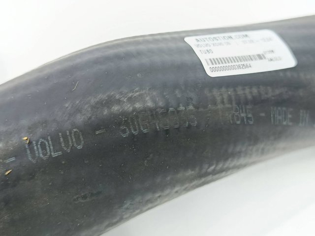 VOLVO 30645935 Патрубок интеркулера в наличии Тернополь