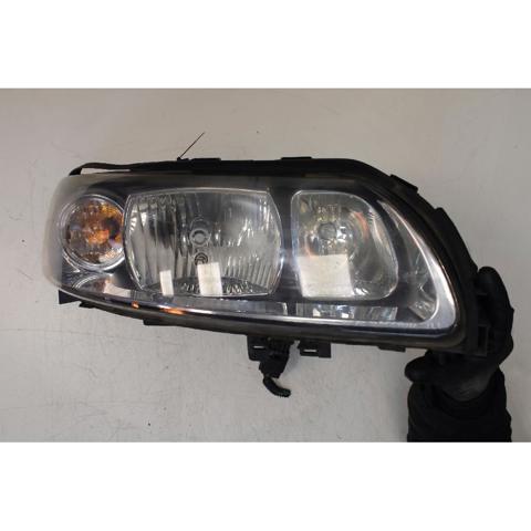 30648209 VOLVO Правая фара купить в Харьков