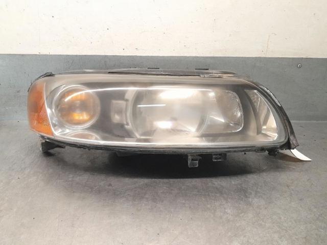 30648219 VOLVO Фара правая купить в Николаев